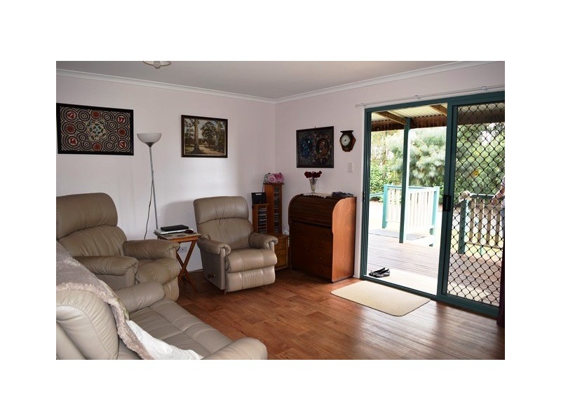 6 Victory Court, Cooloola Cove QLD 4580