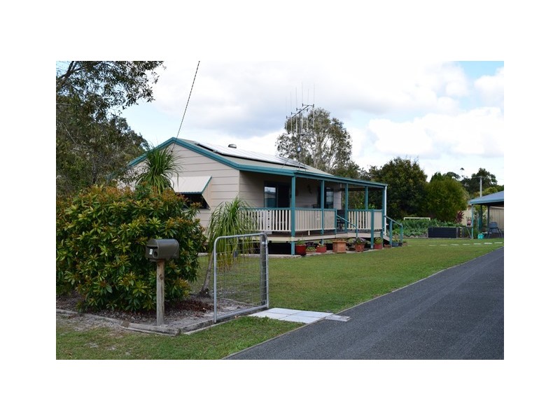 6 Victory Court, Cooloola Cove QLD 4580