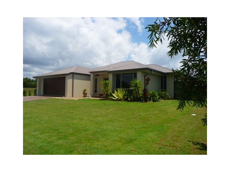 54 Creekside Esplanade, Cooloola Cove QLD 4580