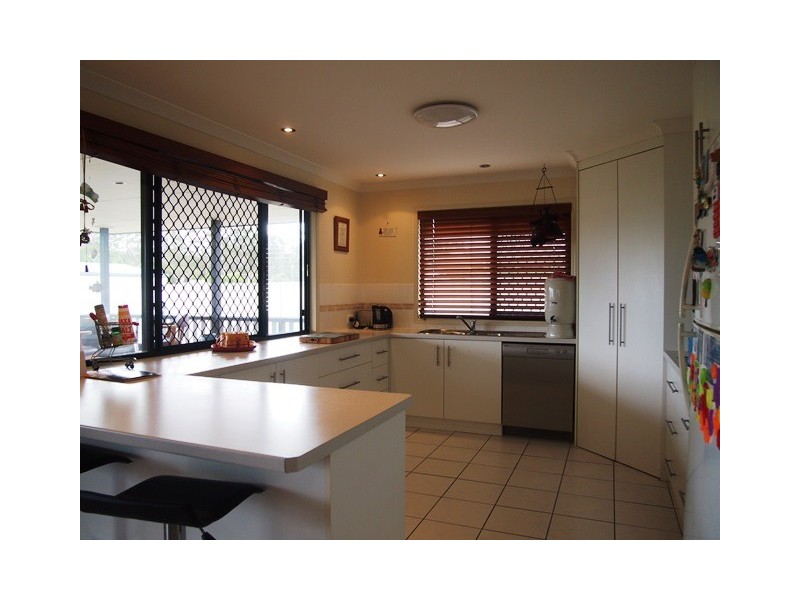 21 Kanimbla Avenue, Cooloola Cove QLD 4580