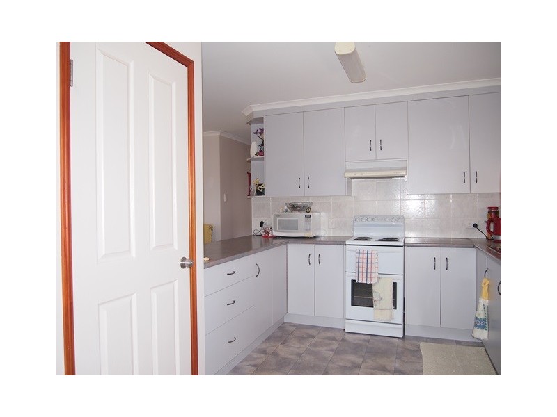 1 Batavia Court, Cooloola Cove QLD 4580