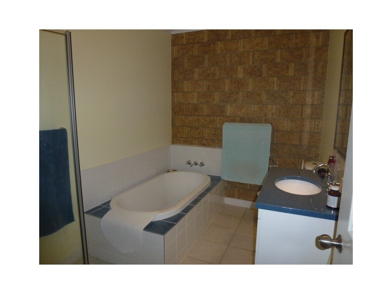 43 Unit 3 Trevally Street, Tin Can Bay QLD 4580