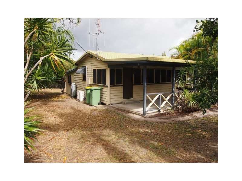 86 Emperor Street, Tin Can Bay QLD 4580