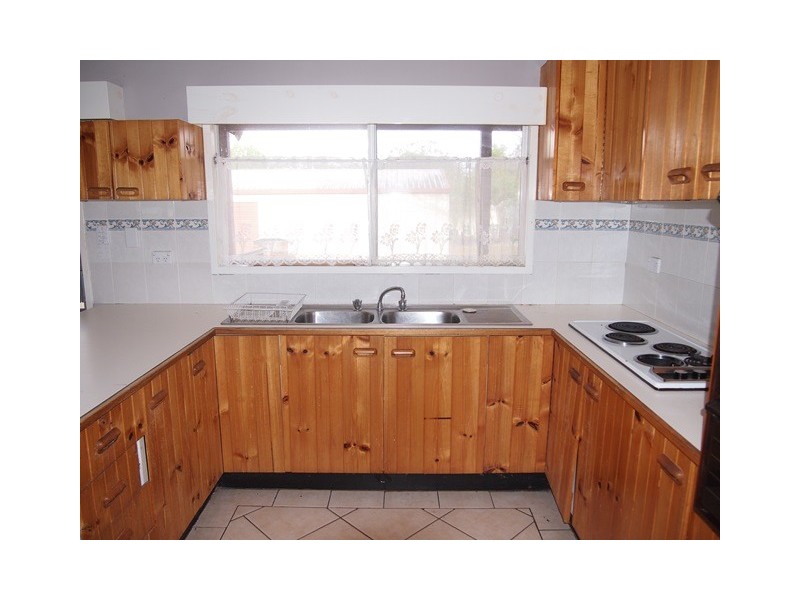 4 Beagle Avenue, Cooloola Cove QLD 4580