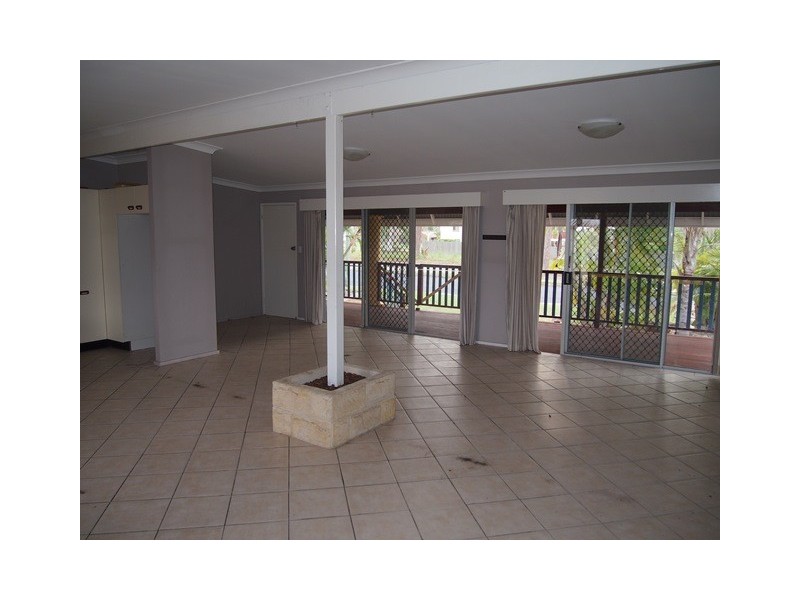 4 Beagle Avenue, Cooloola Cove QLD 4580