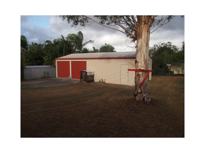 4 Beagle Avenue, Cooloola Cove QLD 4580