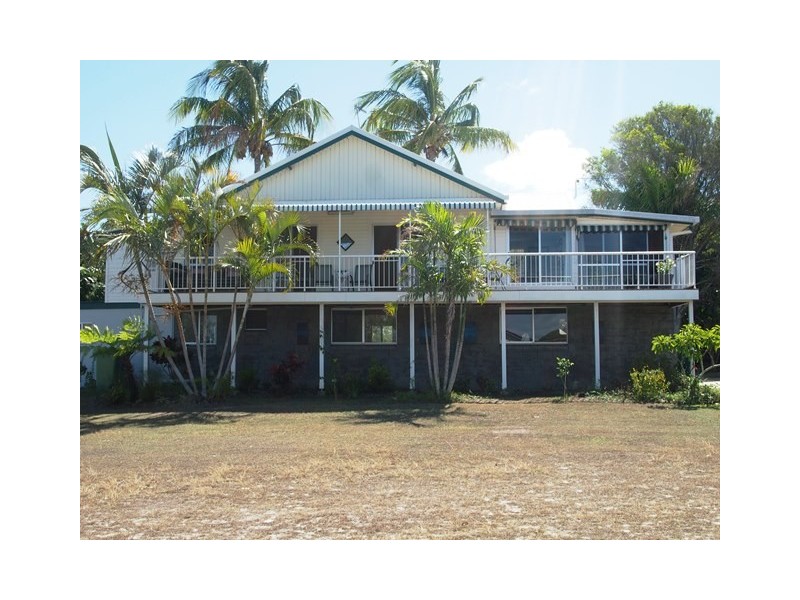 20 Bream Street, Tin Can Bay QLD 4580