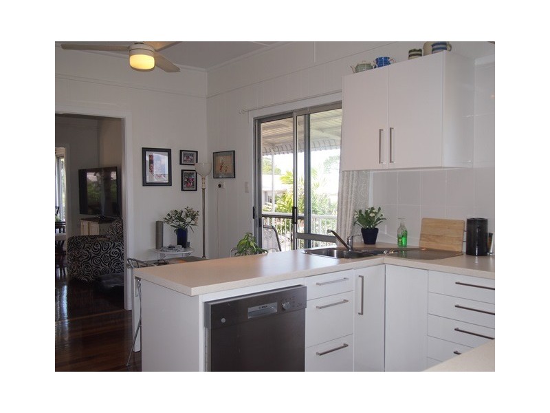 20 Bream Street, Tin Can Bay QLD 4580