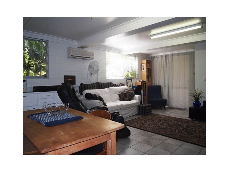 20 Bream Street, Tin Can Bay QLD 4580