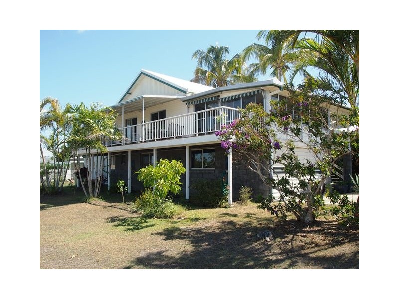 20 Bream Street, Tin Can Bay QLD 4580