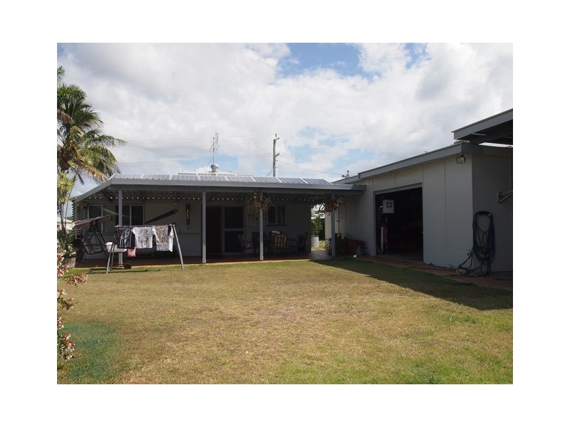15 Whiting St, Tin Can Bay QLD 4580