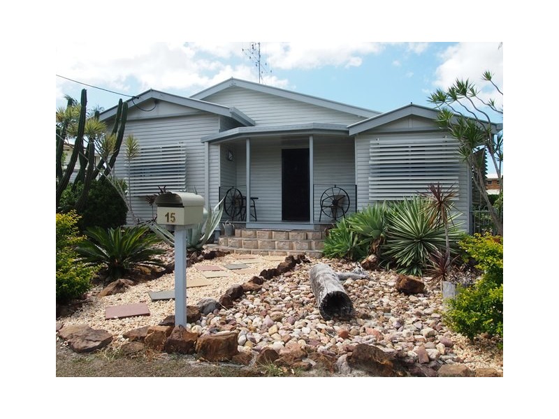15 Whiting St, Tin Can Bay QLD 4580