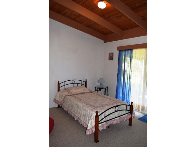 12 Waratah Drive, Cooloola Cove QLD 4580