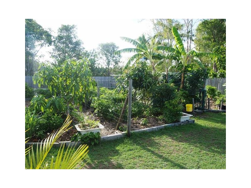 180 Queen Elizabeth Drive, Cooloola Cove QLD 4580