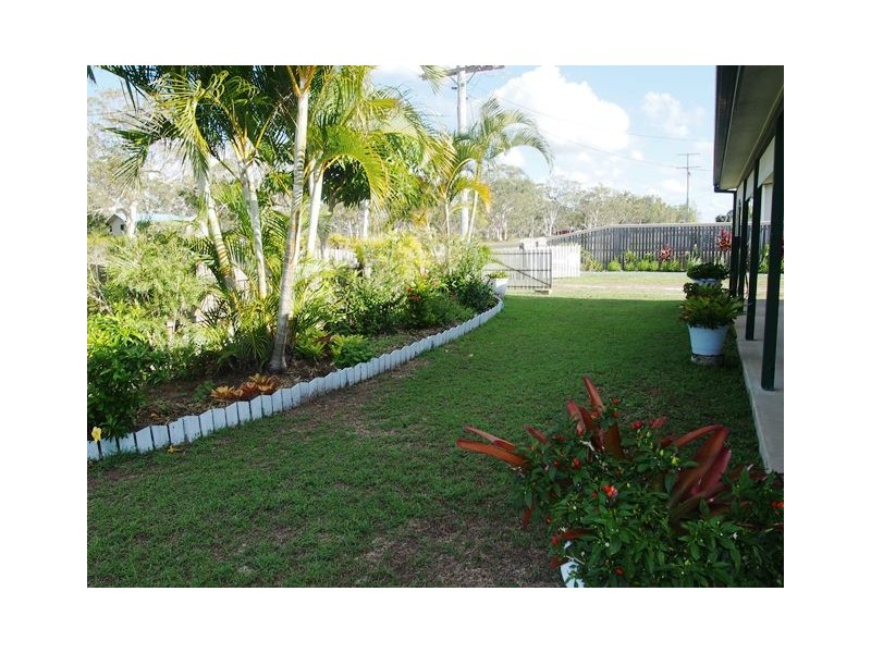180 Queen Elizabeth Drive, Cooloola Cove QLD 4580