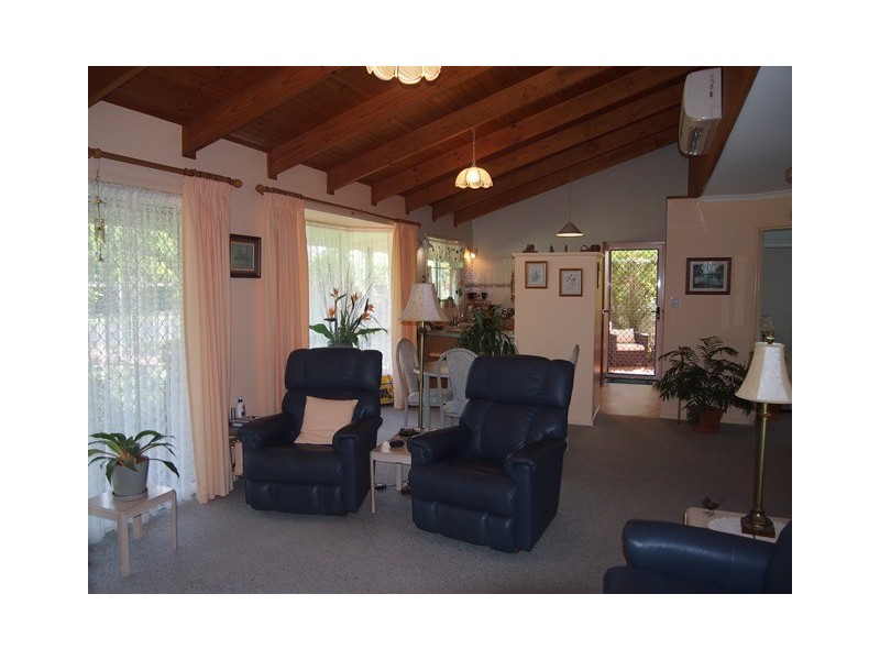 13 Bass Street, Tin Can Bay QLD 4580