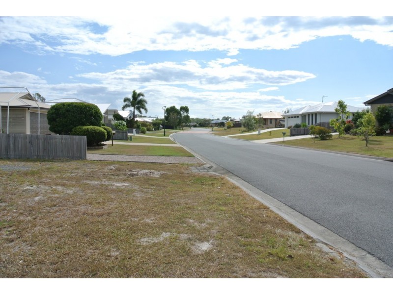 37 Summer Way, Tin Can Bay QLD 4580