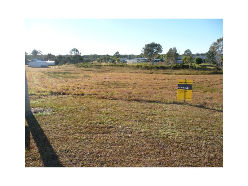 7 Isis Court, Cooloola Cove QLD 4580