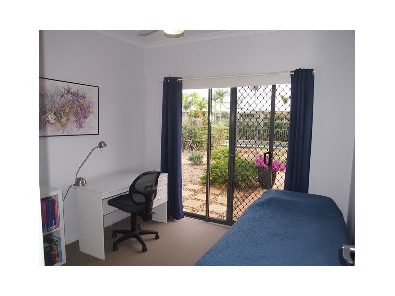 1 Lomandra Avenue, Cooloola Cove QLD 4580
