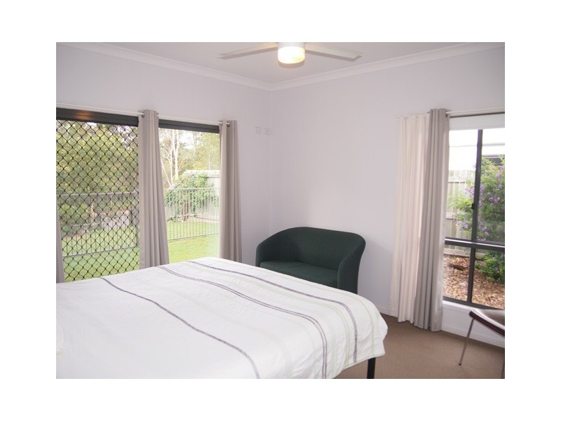 1 Lomandra Avenue, Cooloola Cove QLD 4580