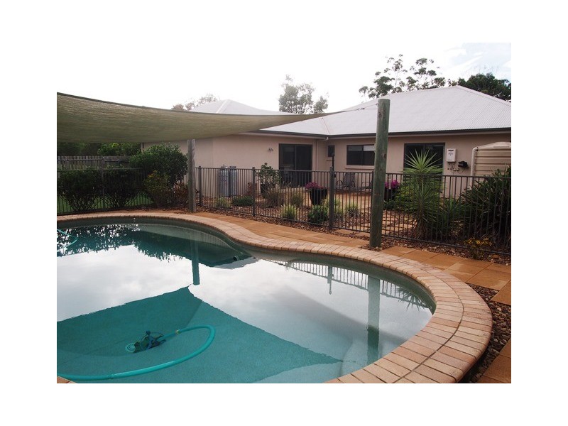 1 Lomandra Avenue, Cooloola Cove QLD 4580