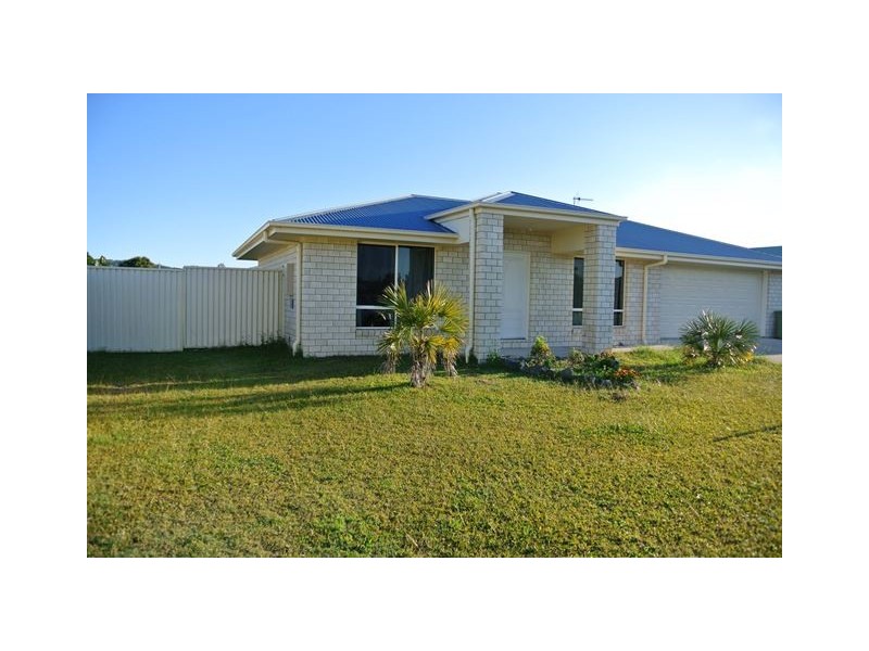 14 Kanimbla Ave, Cooloola Cove QLD 4580