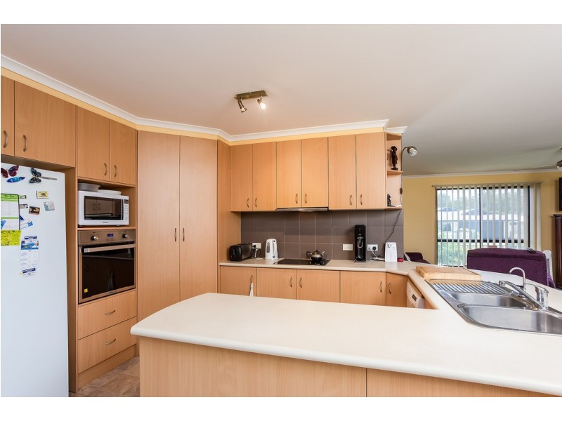 20 Kanimbla Ave, Cooloola Cove QLD 4580