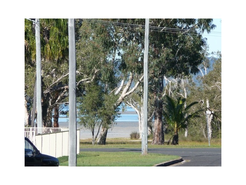8 Parrot Street, Tin Can Bay QLD 4580