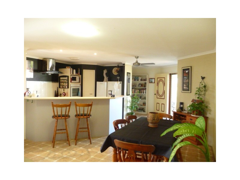 64 Nautilus Dr, Cooloola Cove QLD 4580