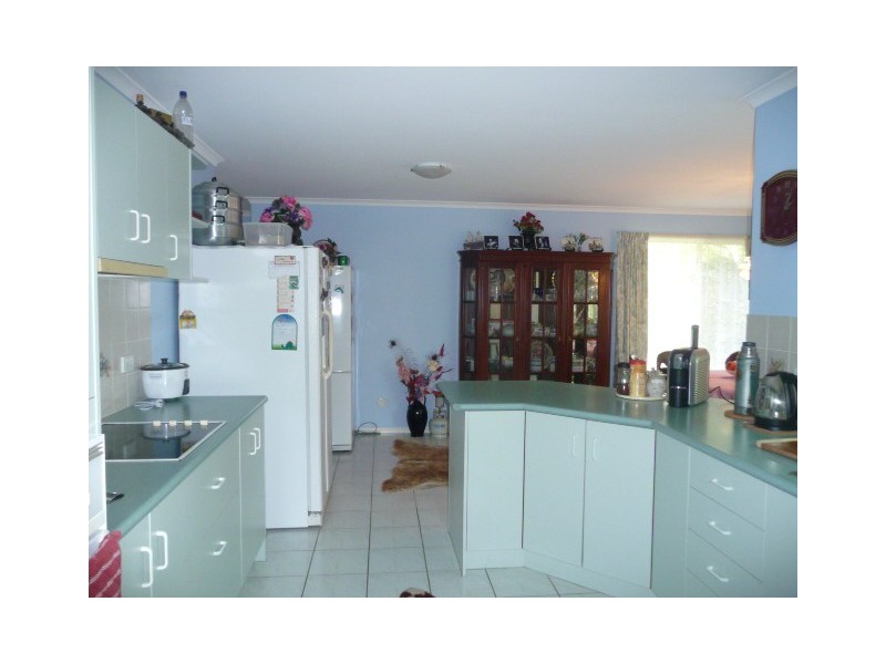 7 Olympia Ct, Cooloola Cove QLD 4580