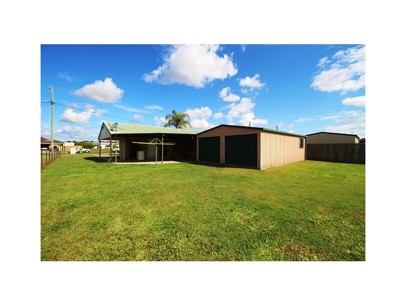 13 Canberra Avenue, Cooloola Cove QLD 4580