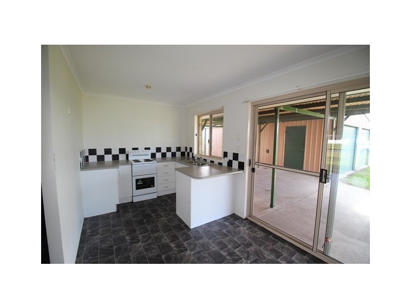 13 Canberra Avenue, Cooloola Cove QLD 4580
