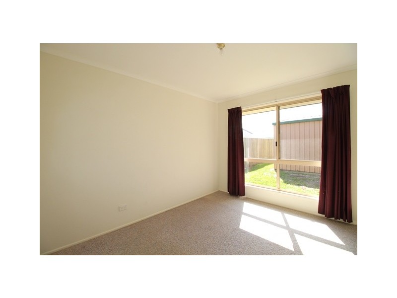 13 Canberra Avenue, Cooloola Cove QLD 4580