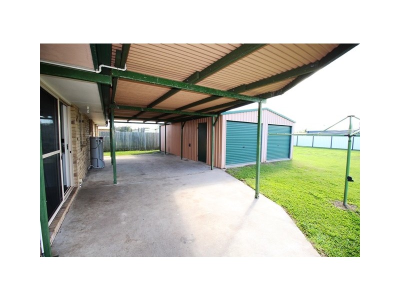 13 Canberra Avenue, Cooloola Cove QLD 4580