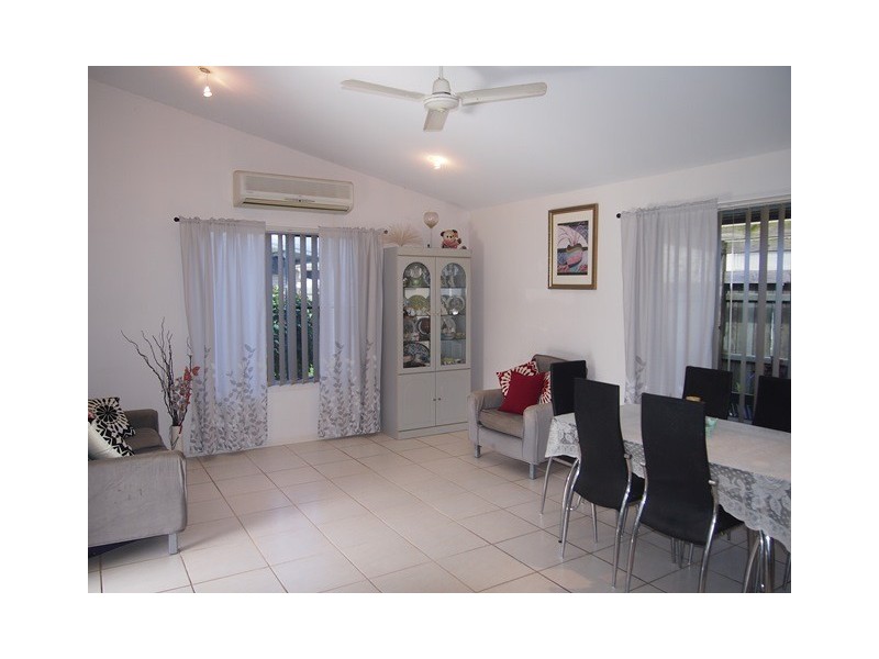 26 Canberra Avenue, Cooloola Cove QLD 4580