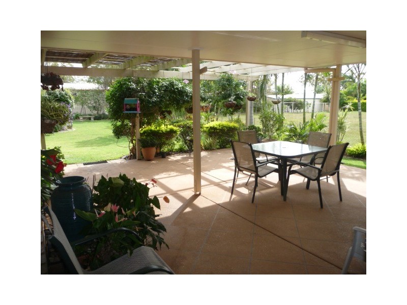 194 Queen Elizabeth Dr, Cooloola Cove QLD 4580