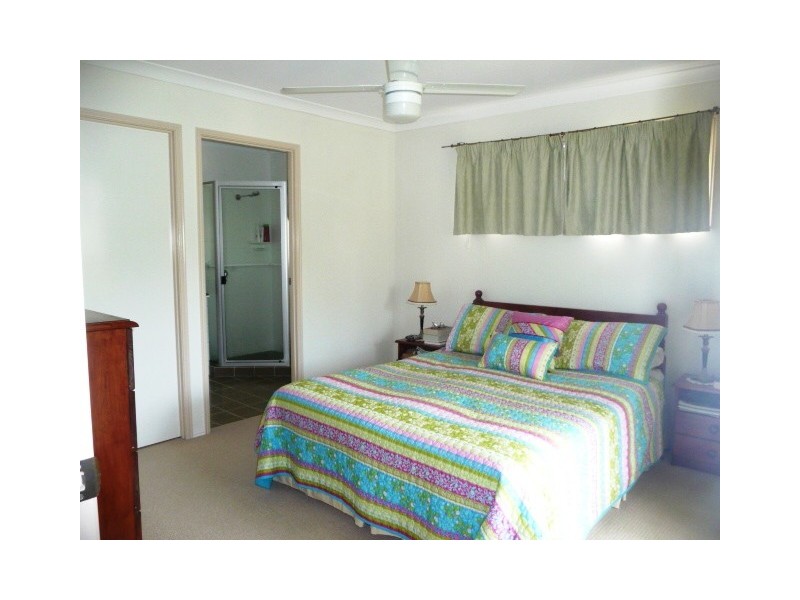 194 Queen Elizabeth Dr, Cooloola Cove QLD 4580