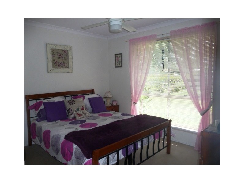 194 Queen Elizabeth Dr, Cooloola Cove QLD 4580