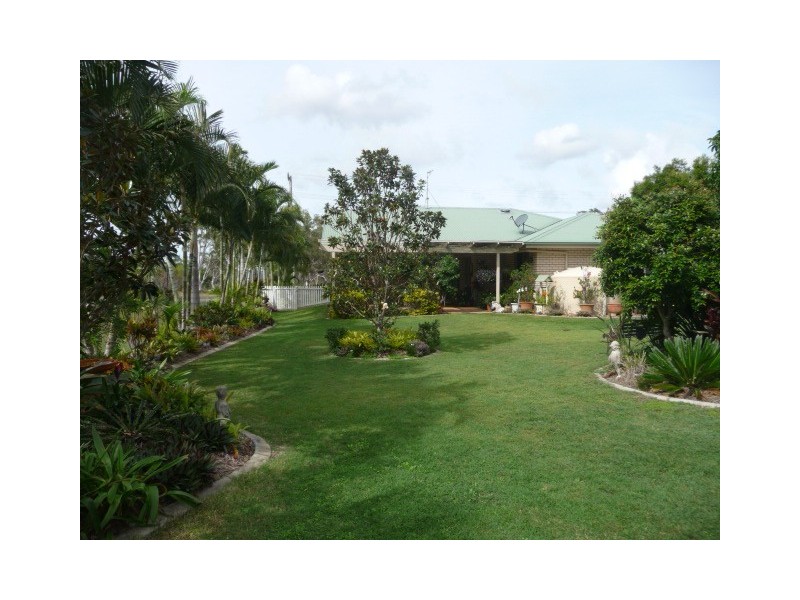 194 Queen Elizabeth Dr, Cooloola Cove QLD 4580