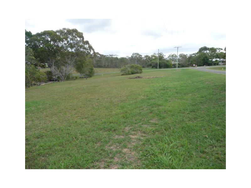 71 Endeavour Dr, Cooloola Cove QLD 4580