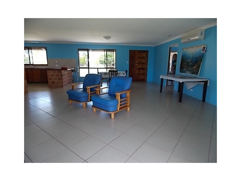 16 Atlantis Avenue, Cooloola Cove QLD 4580