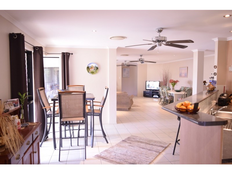 3 Vanguard Ct, Cooloola Cove QLD 4580