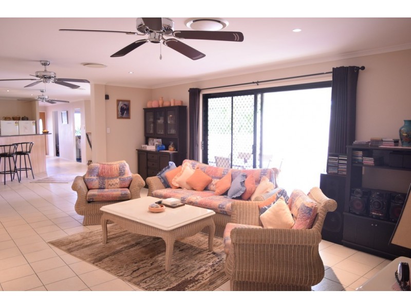 3 Vanguard Ct, Cooloola Cove QLD 4580