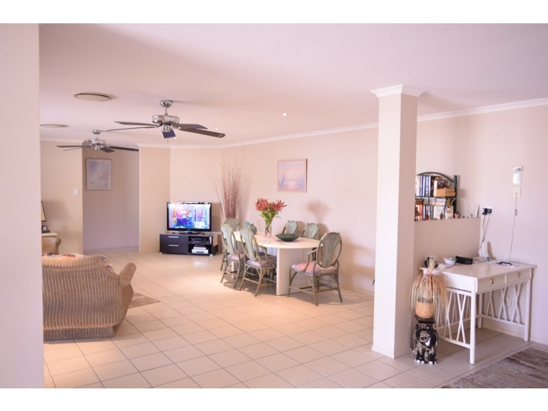 3 Vanguard Ct, Cooloola Cove QLD 4580