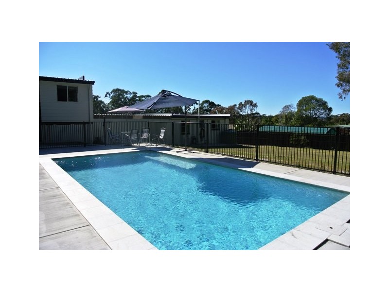 18 Investigator Ave, Cooloola Cove QLD 4580