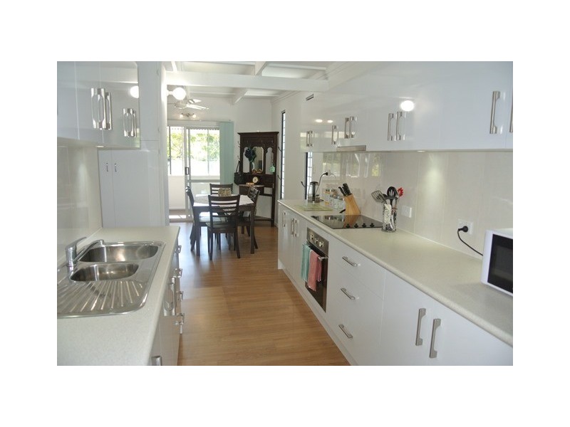 18 Investigator Ave, Cooloola Cove QLD 4580