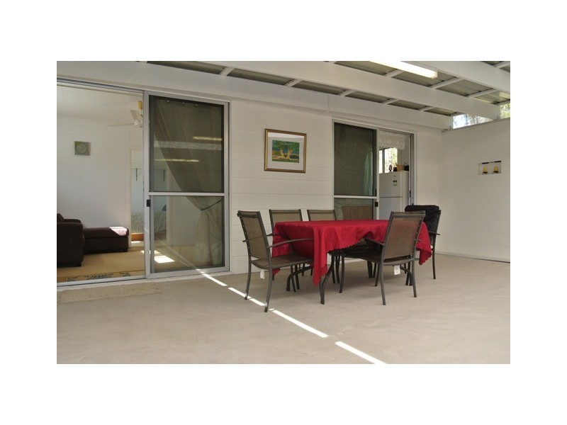 18 Investigator Ave, Cooloola Cove QLD 4580