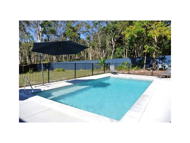 18 Investigator Ave, Cooloola Cove QLD 4580