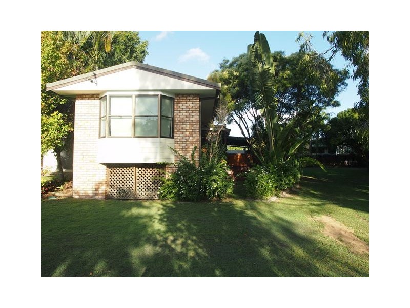 20 Oyster Parade, Tin Can Bay QLD 4580