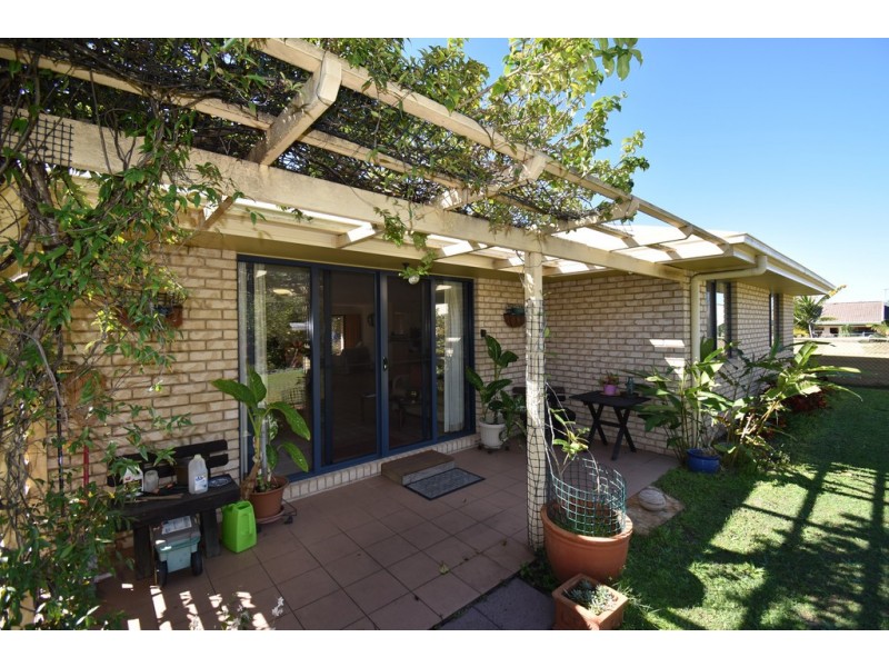 16 Golden Hind Avenue, Cooloola Cove QLD 4580